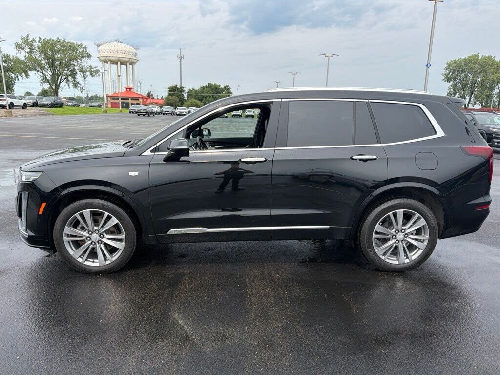 2024 CADILLAC XT6