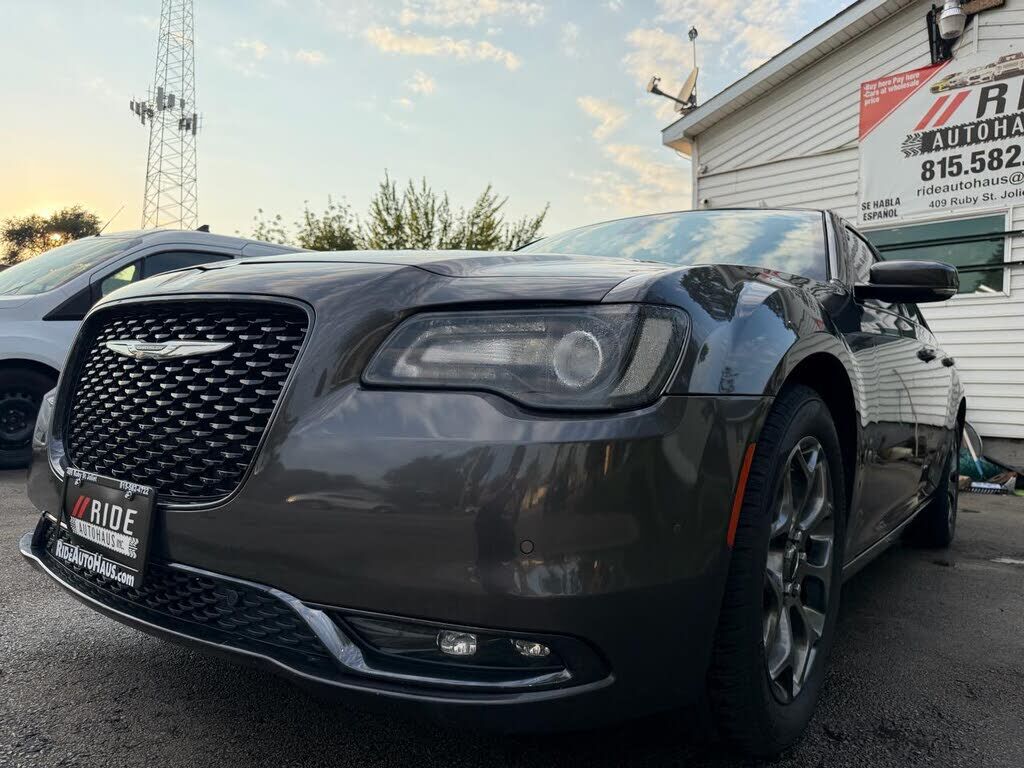 2015 CHRYSLER 300