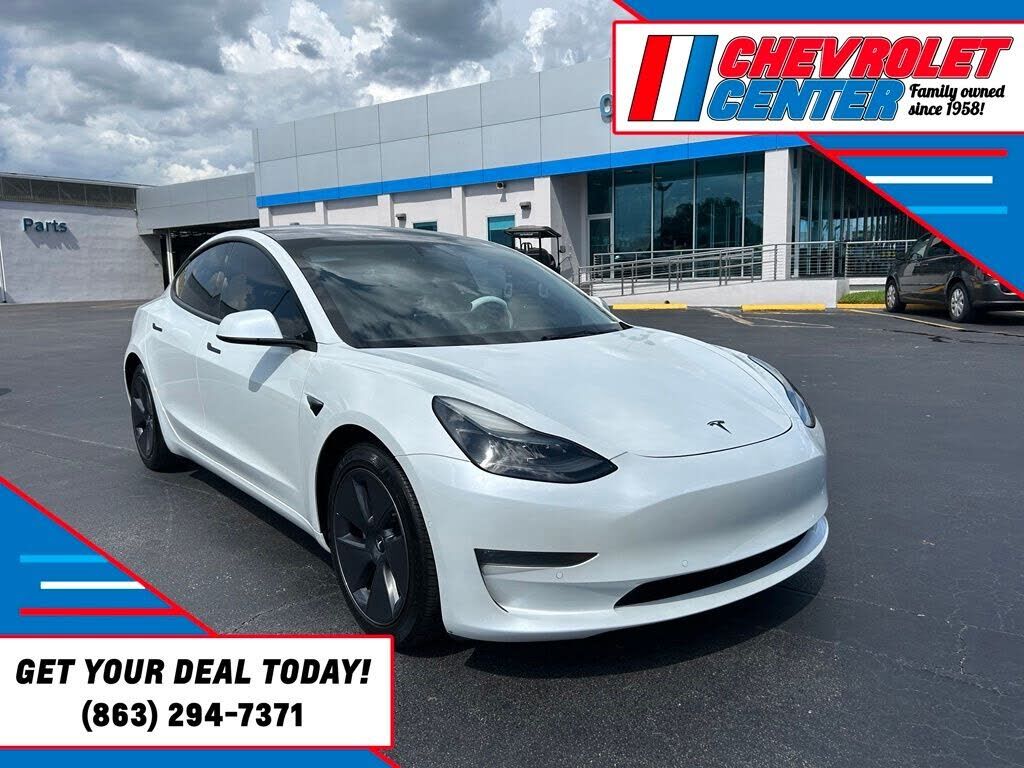 2022 TESLA Model 3