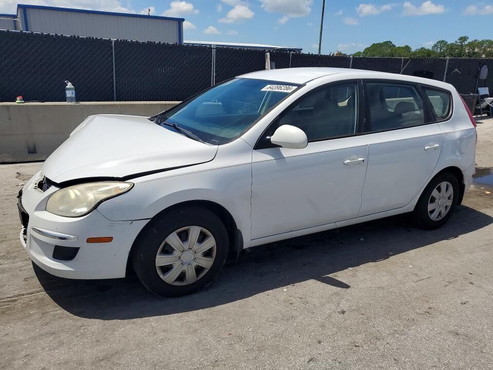2011 HYUNDAI Elantra
