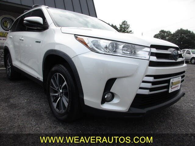 2019 TOYOTA Highlander
