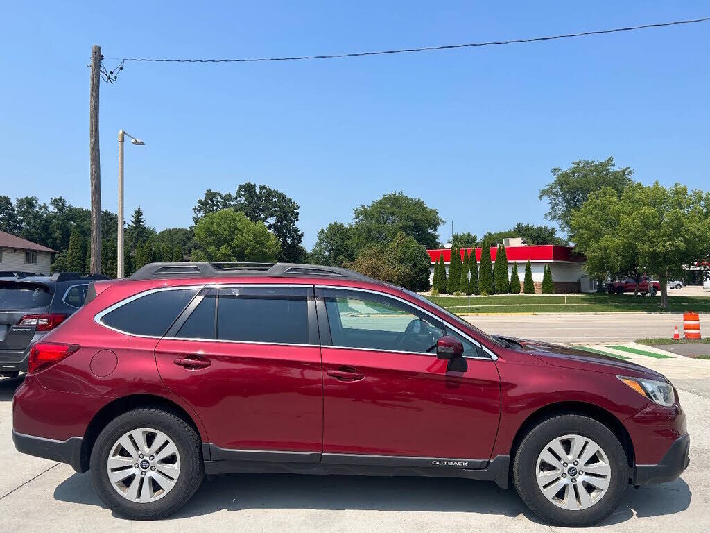2016 SUBARU Outback