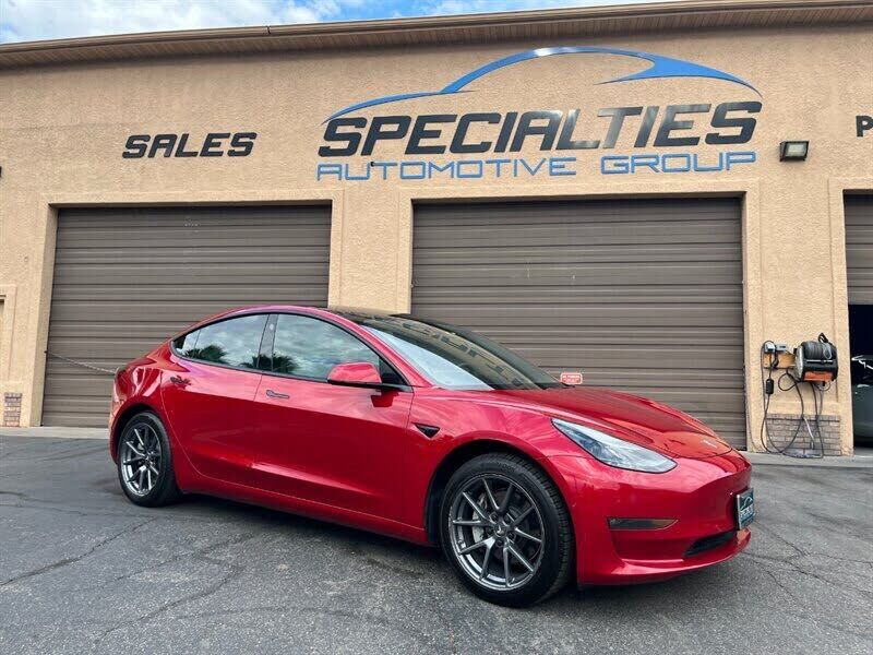 2022 TESLA Model 3