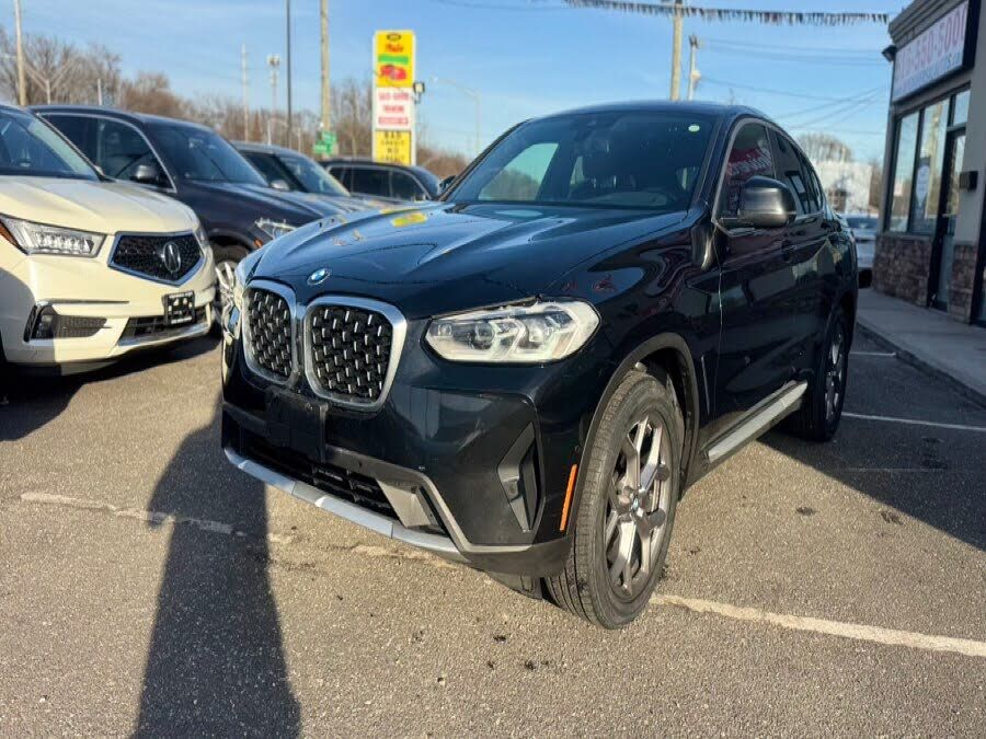 2022 BMW X4