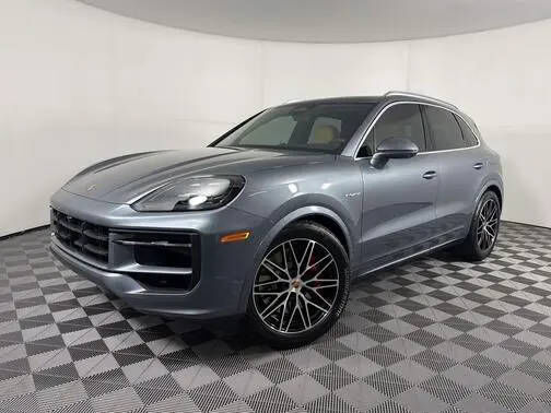 2026 PORSCHE Cayenne