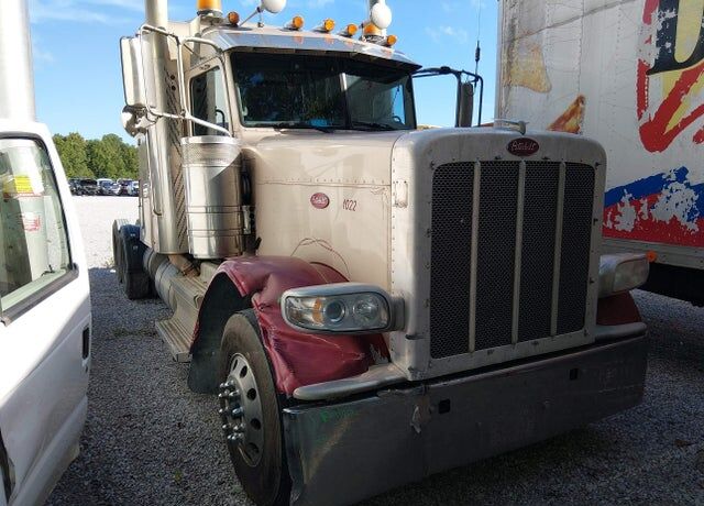 2018 PETERBILT 389