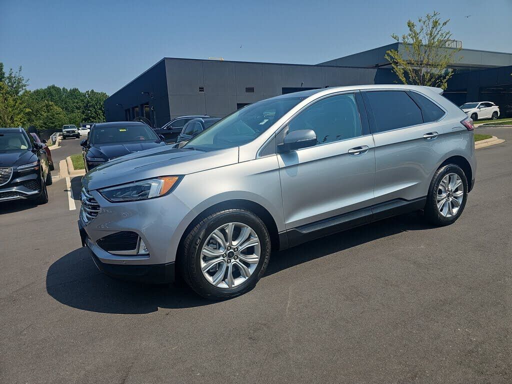 2023 FORD Edge