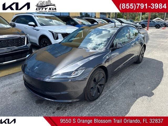 2025 TESLA Model 3