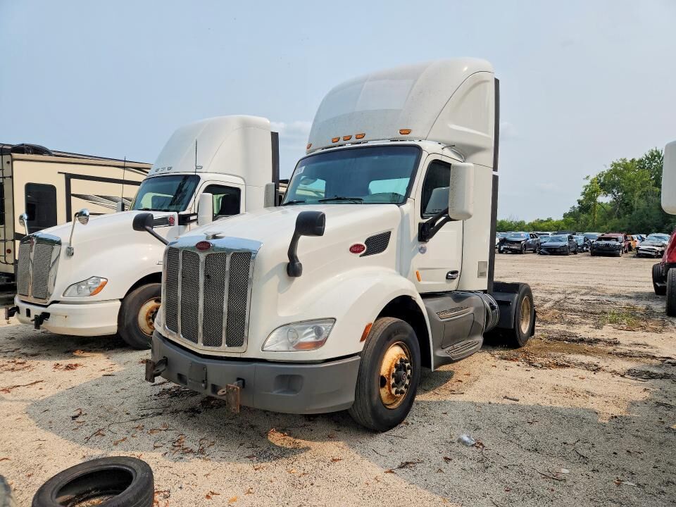 2019 PETERBILT 579