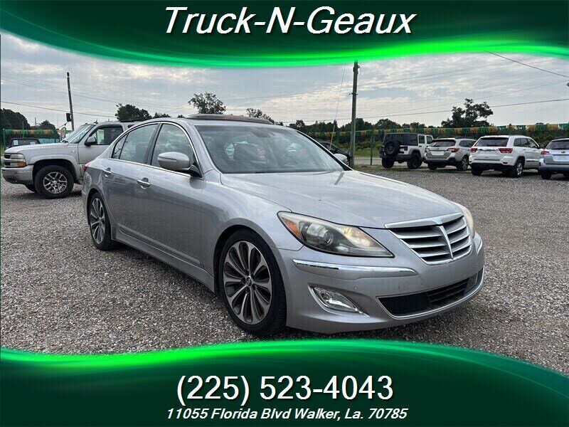 2013 HYUNDAI Genesis