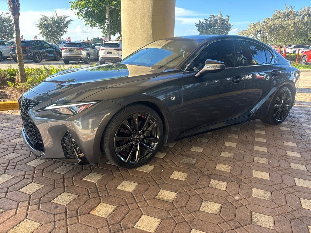 2024 LEXUS IS