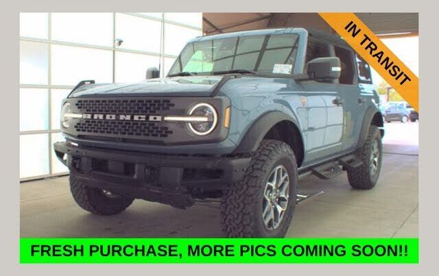 2024 FORD Bronco