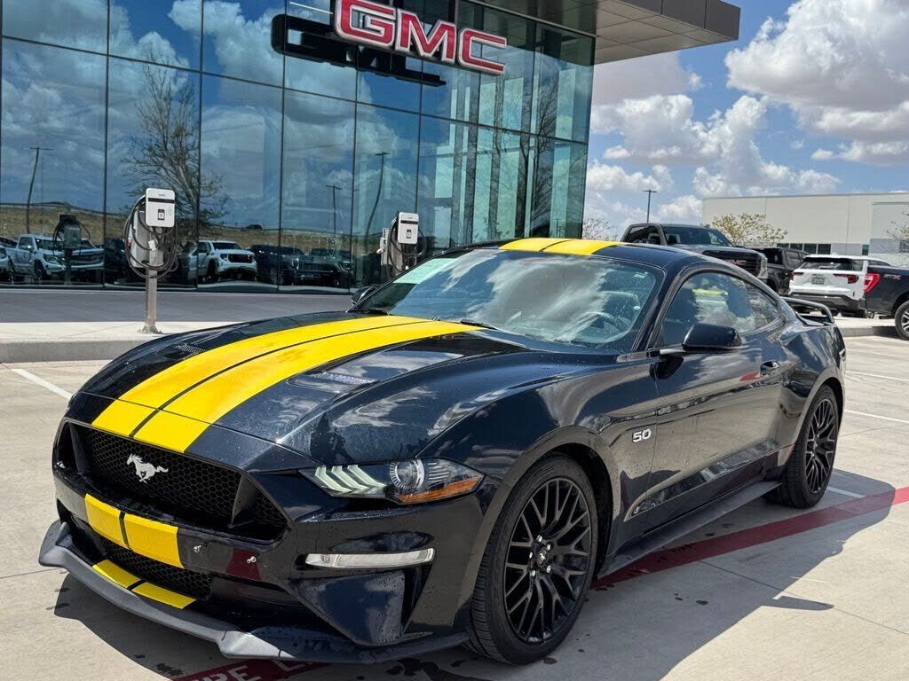 2019 FORD Mustang