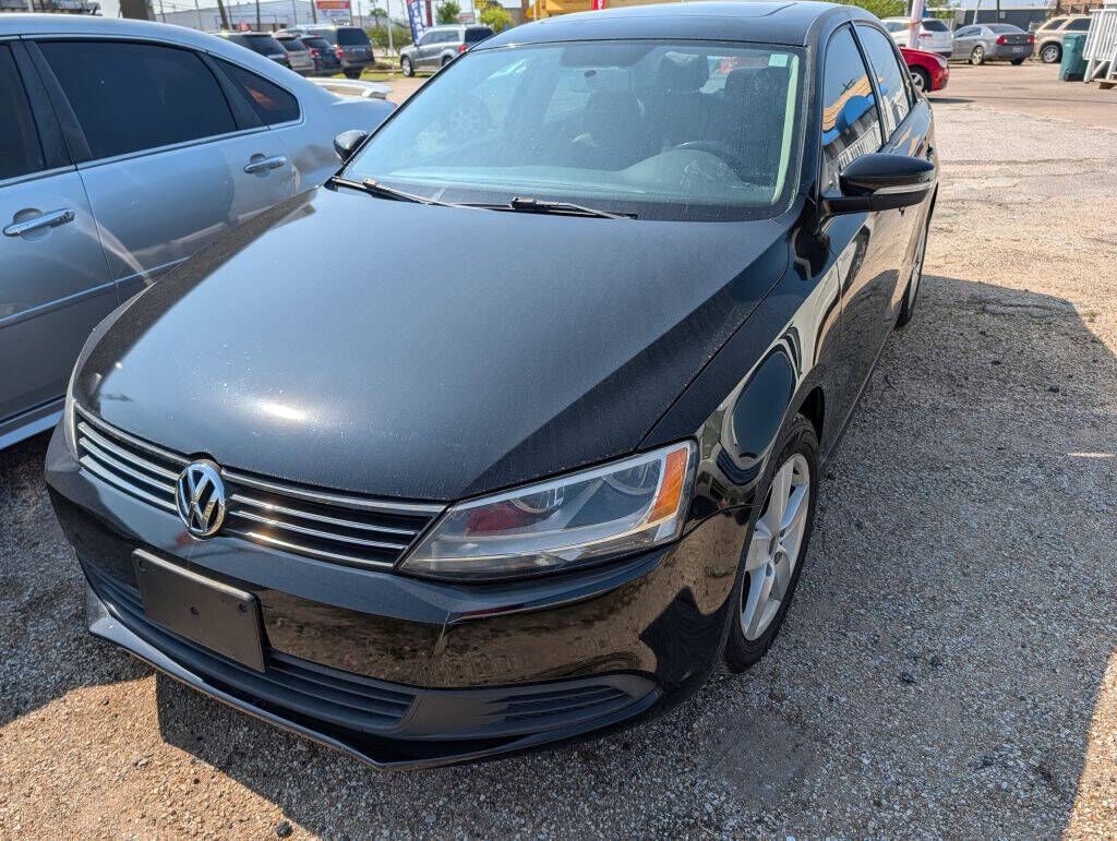 2011 VOLKSWAGEN Jetta