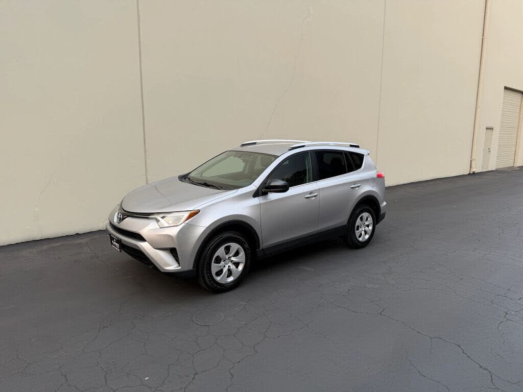 2016 TOYOTA RAV4