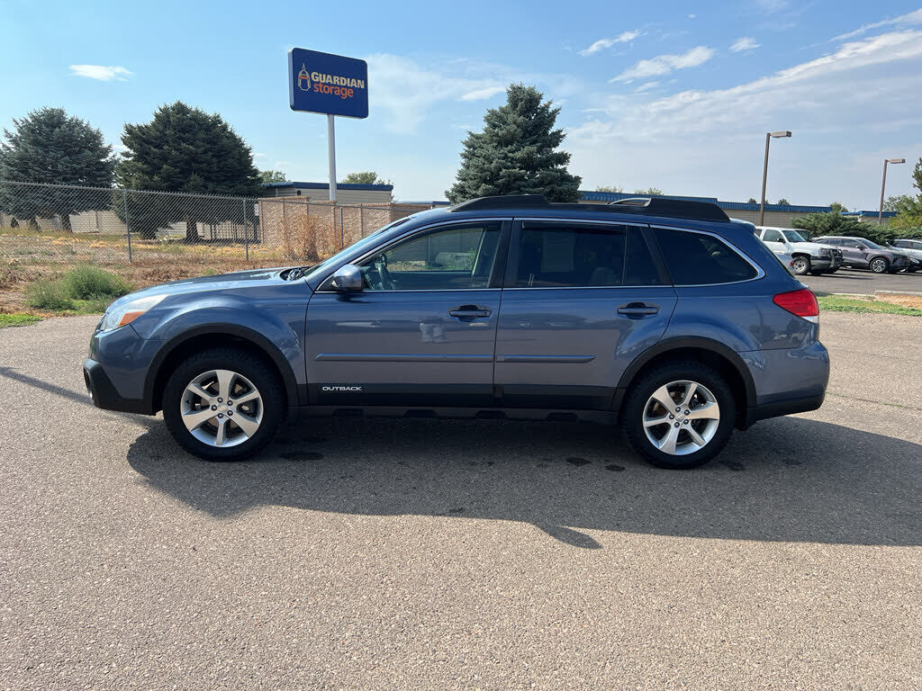 2014 SUBARU Outback