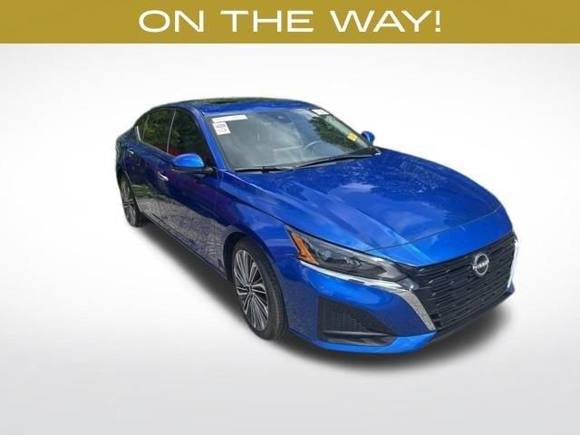 2025 NISSAN Altima