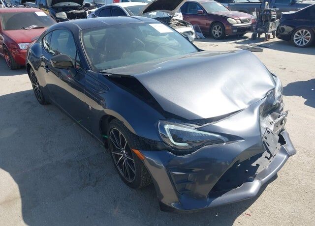 2017 TOYOTA 86