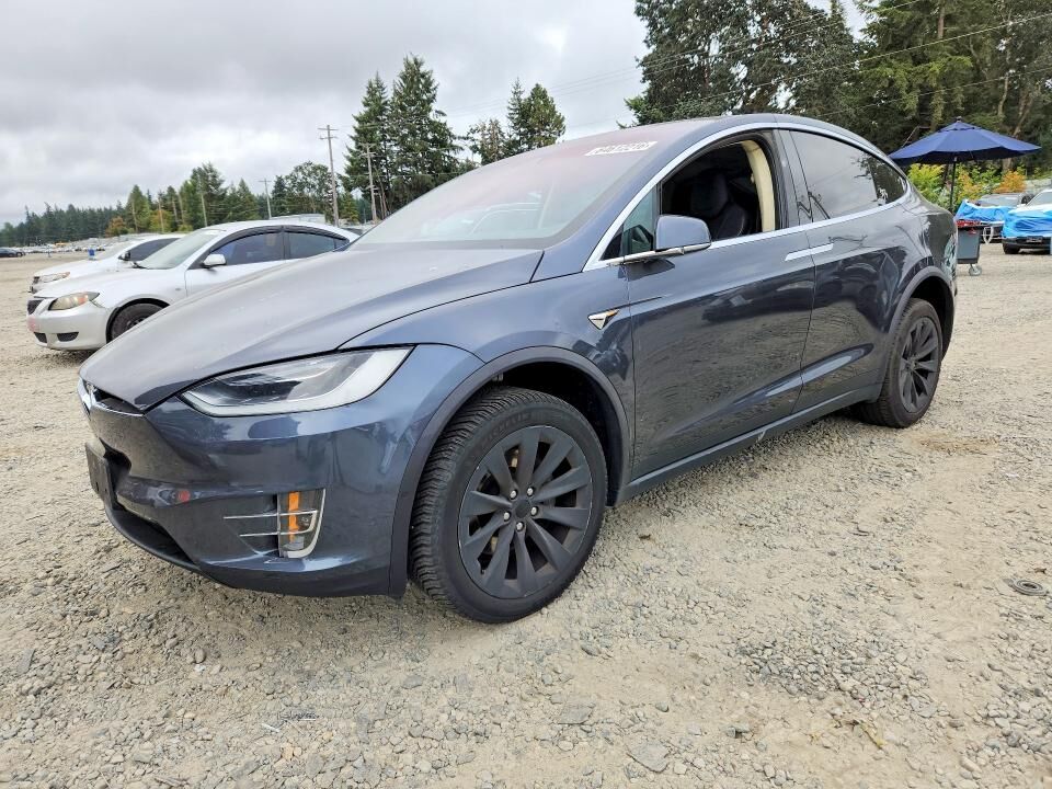 2016 TESLA Model X