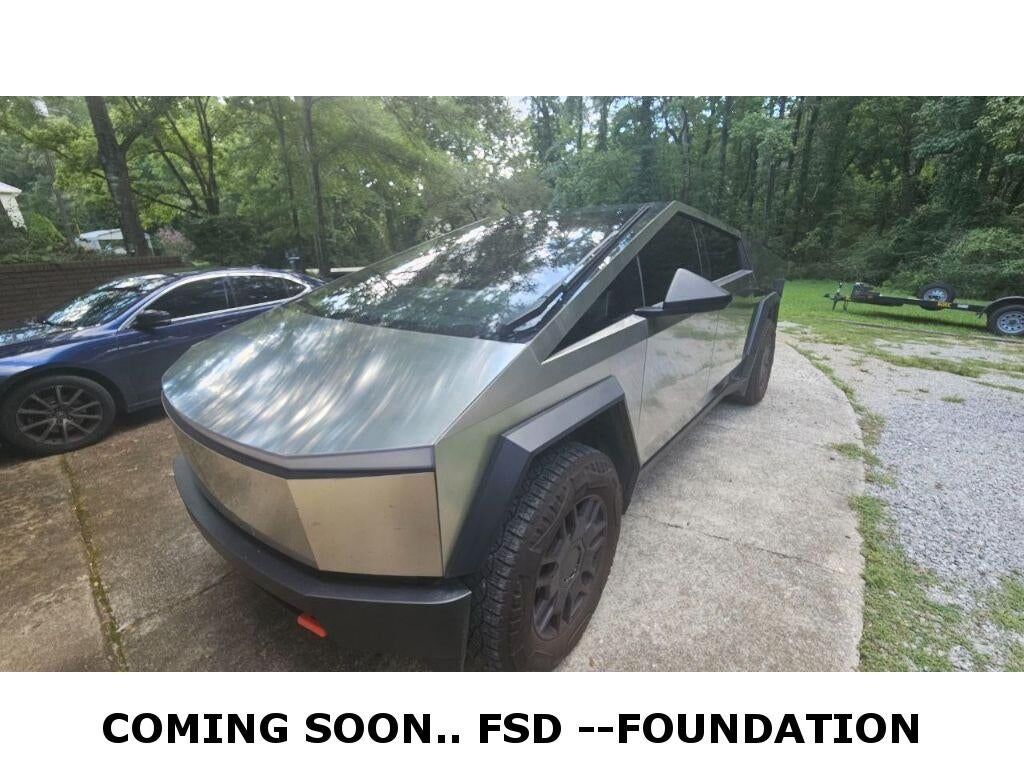 2024 TESLA Cybertruck