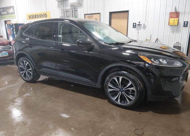 2021 FORD Escape