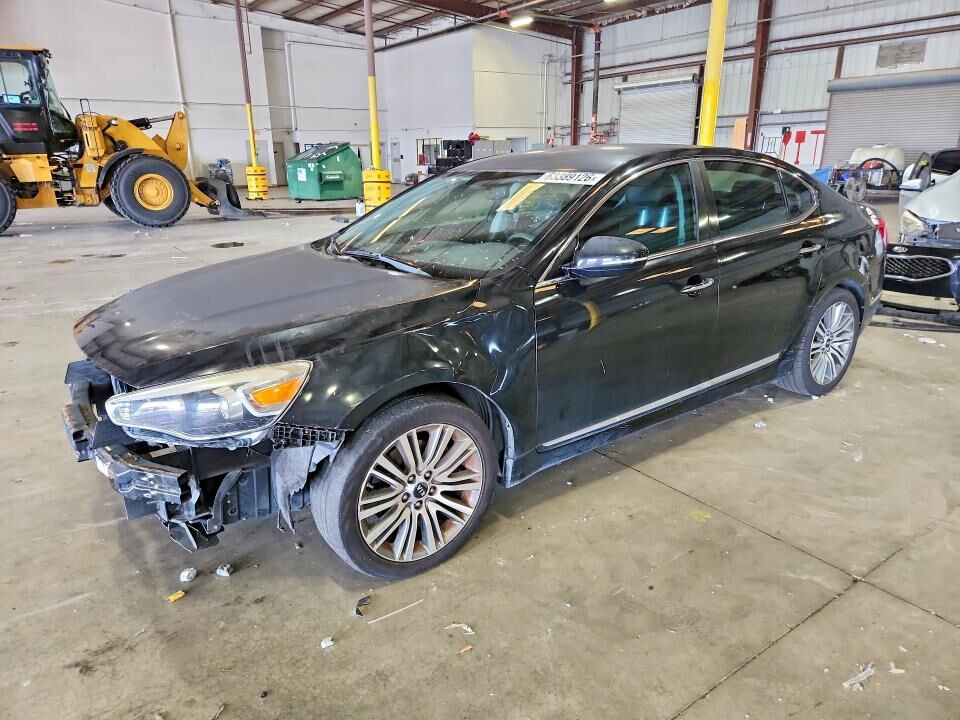 2016 KIA Cadenza