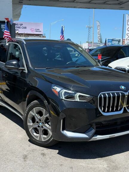 2025 BMW X1
