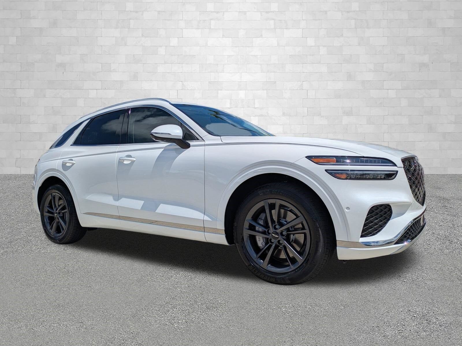 2027 GENESIS GV70