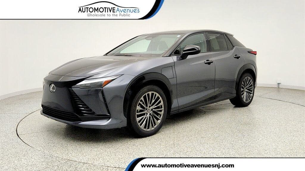 2023 LEXUS RZ 450e