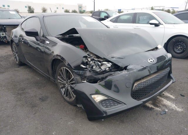 2013 TOYOTA Scion