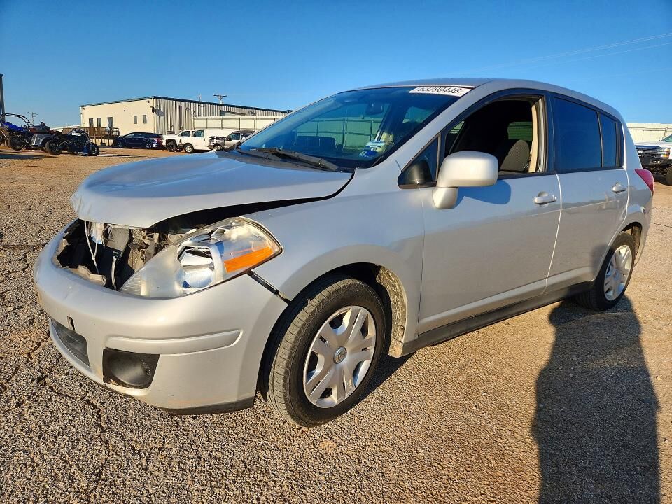 2012 NISSAN Versa