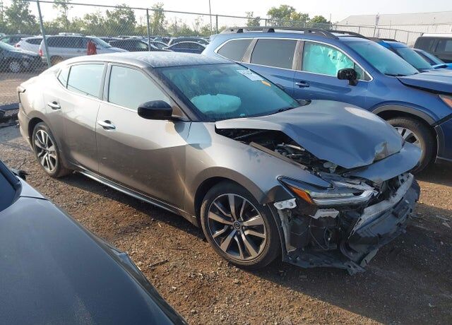 2019 NISSAN Maxima
