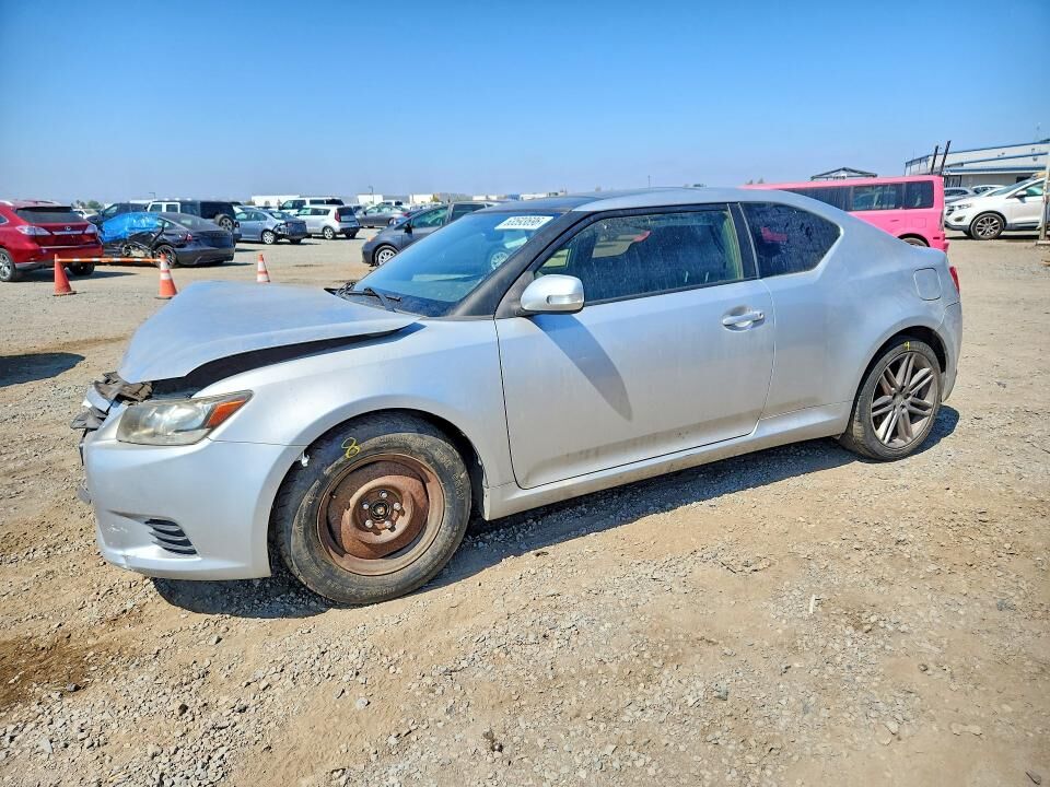 2013 TOYOTA SCION