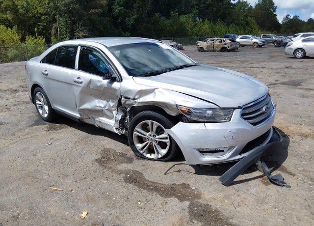 2016 FORD Taurus