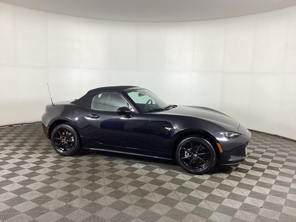 2024 MAZDA MX-5