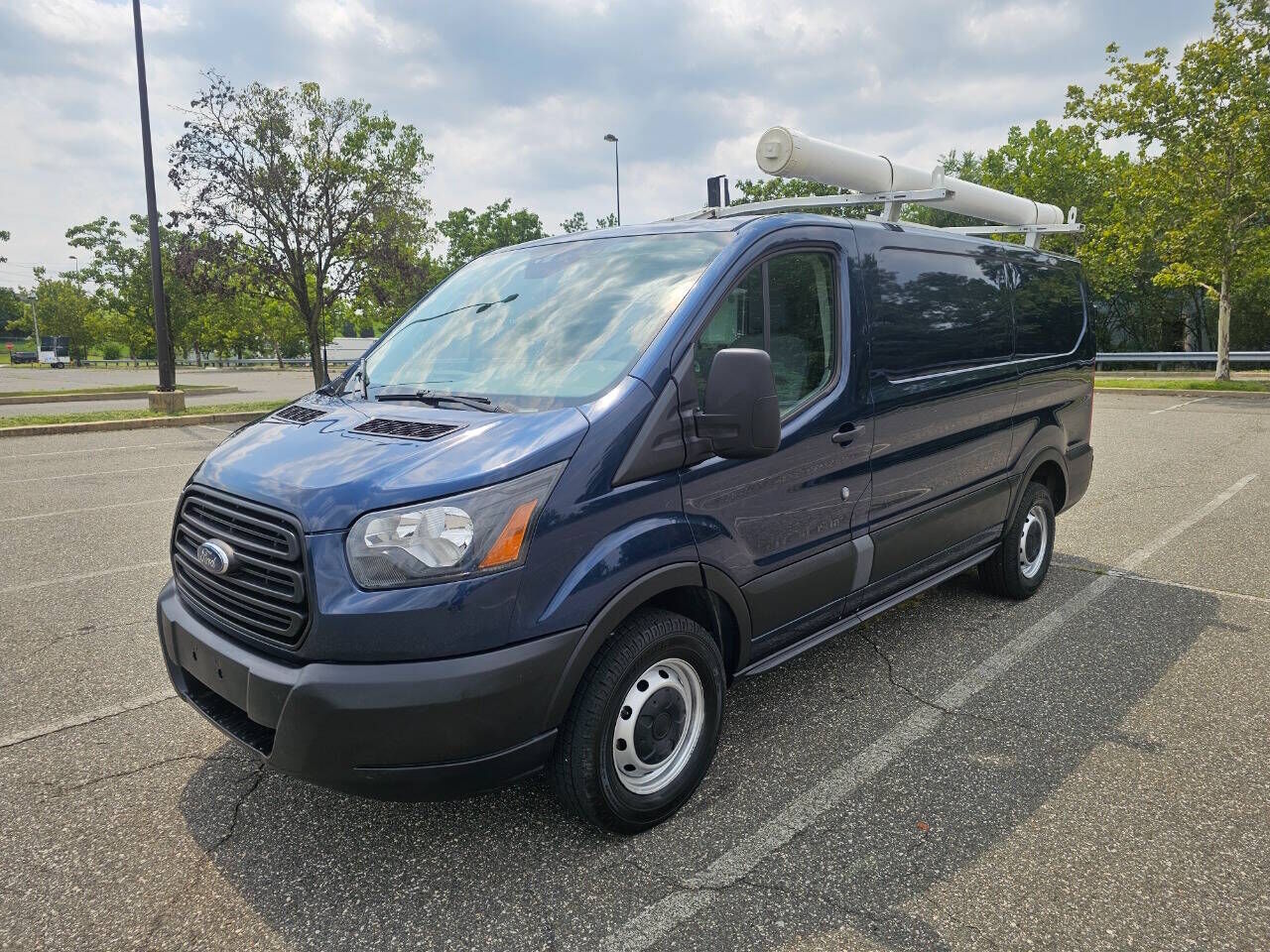 2019 FORD Transit