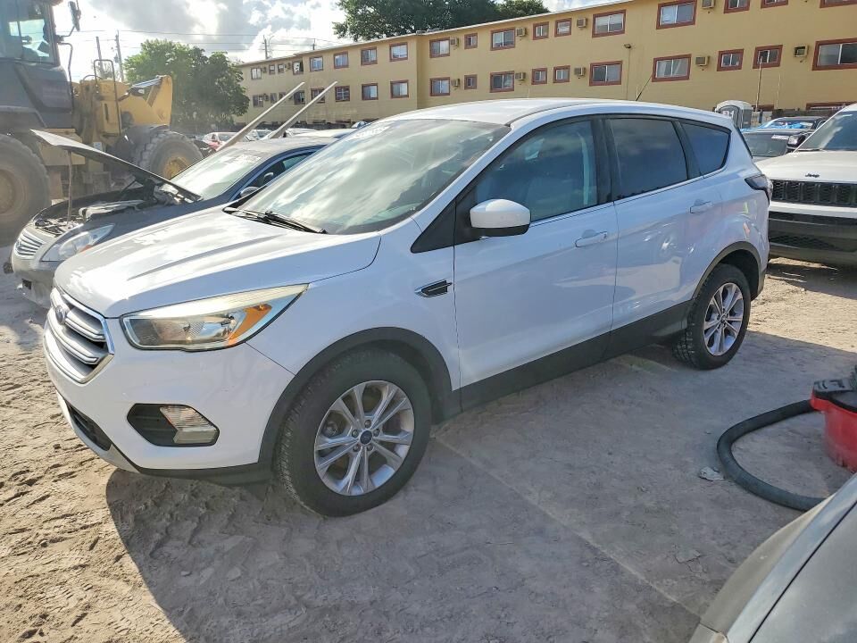 2017 FORD Escape