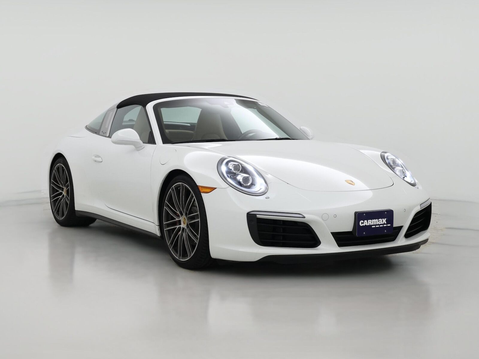 2017 PORSCHE 911