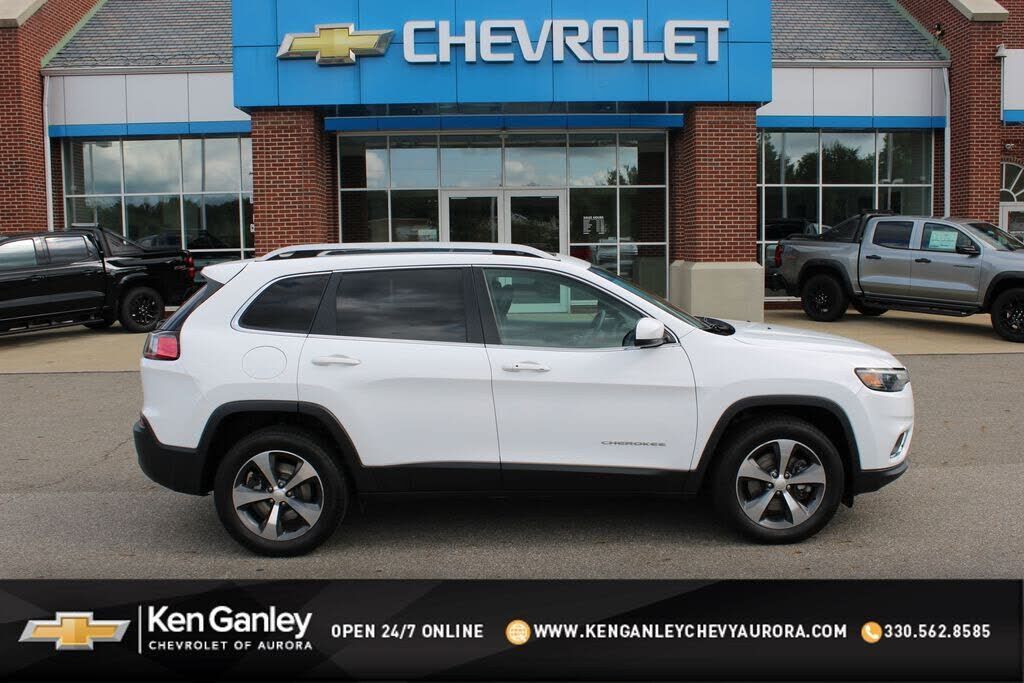 2019 JEEP Cherokee