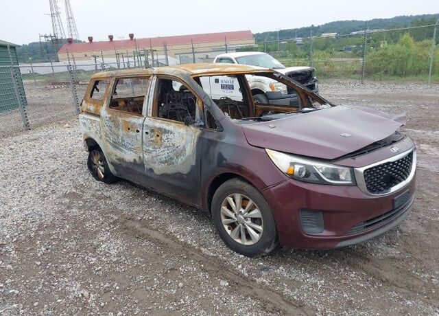 2016 KIA Sedona