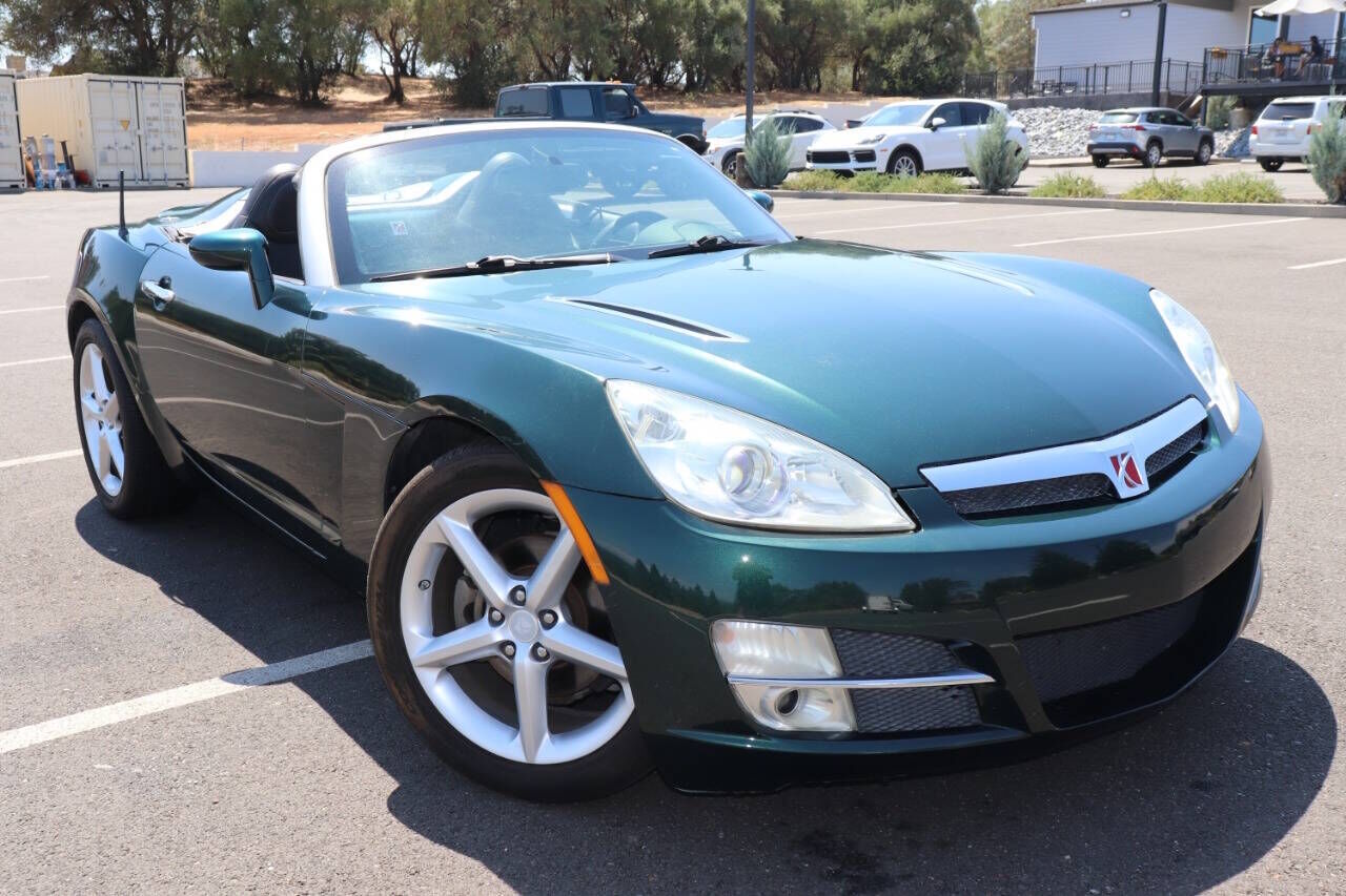 2008 SATURN Sky