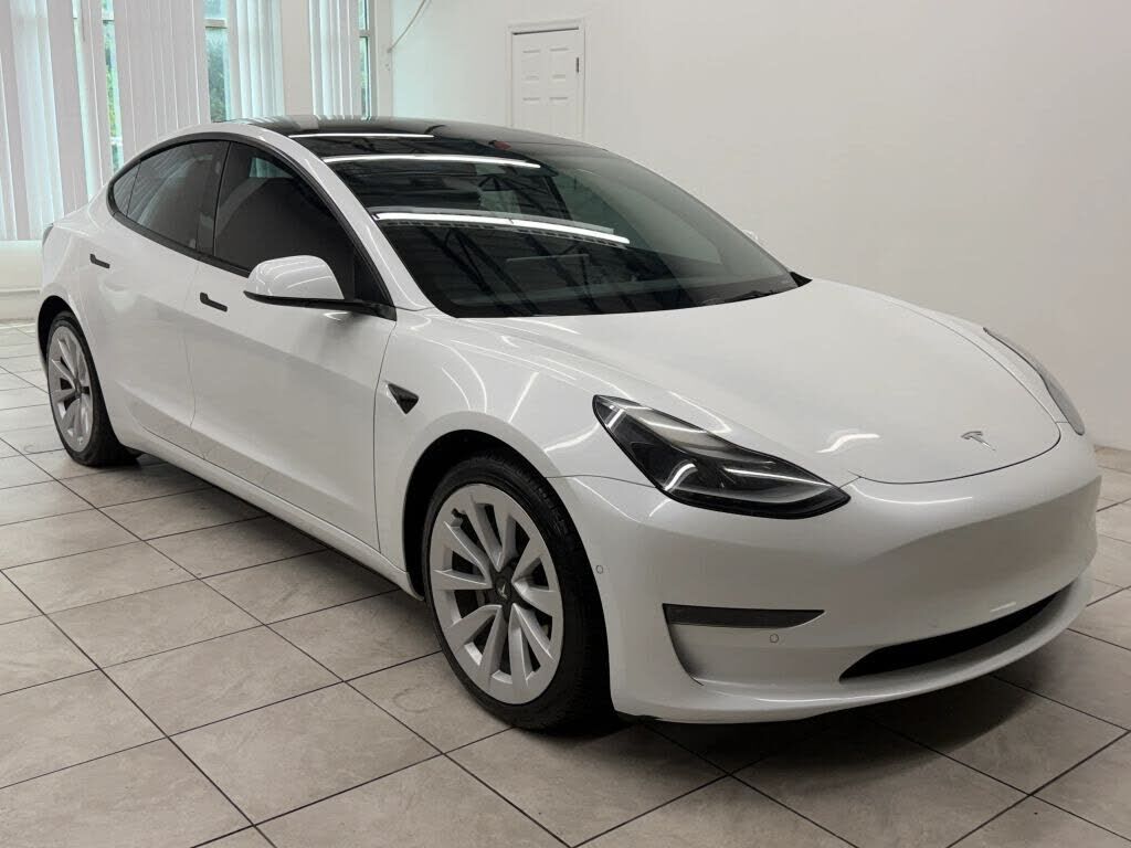 2021 TESLA Model 3