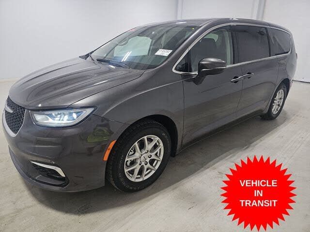 2023 CHRYSLER Pacifica
