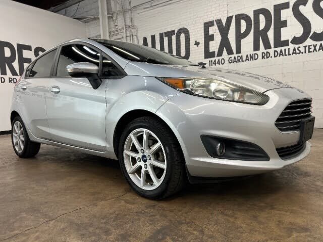 2016 FORD Fiesta