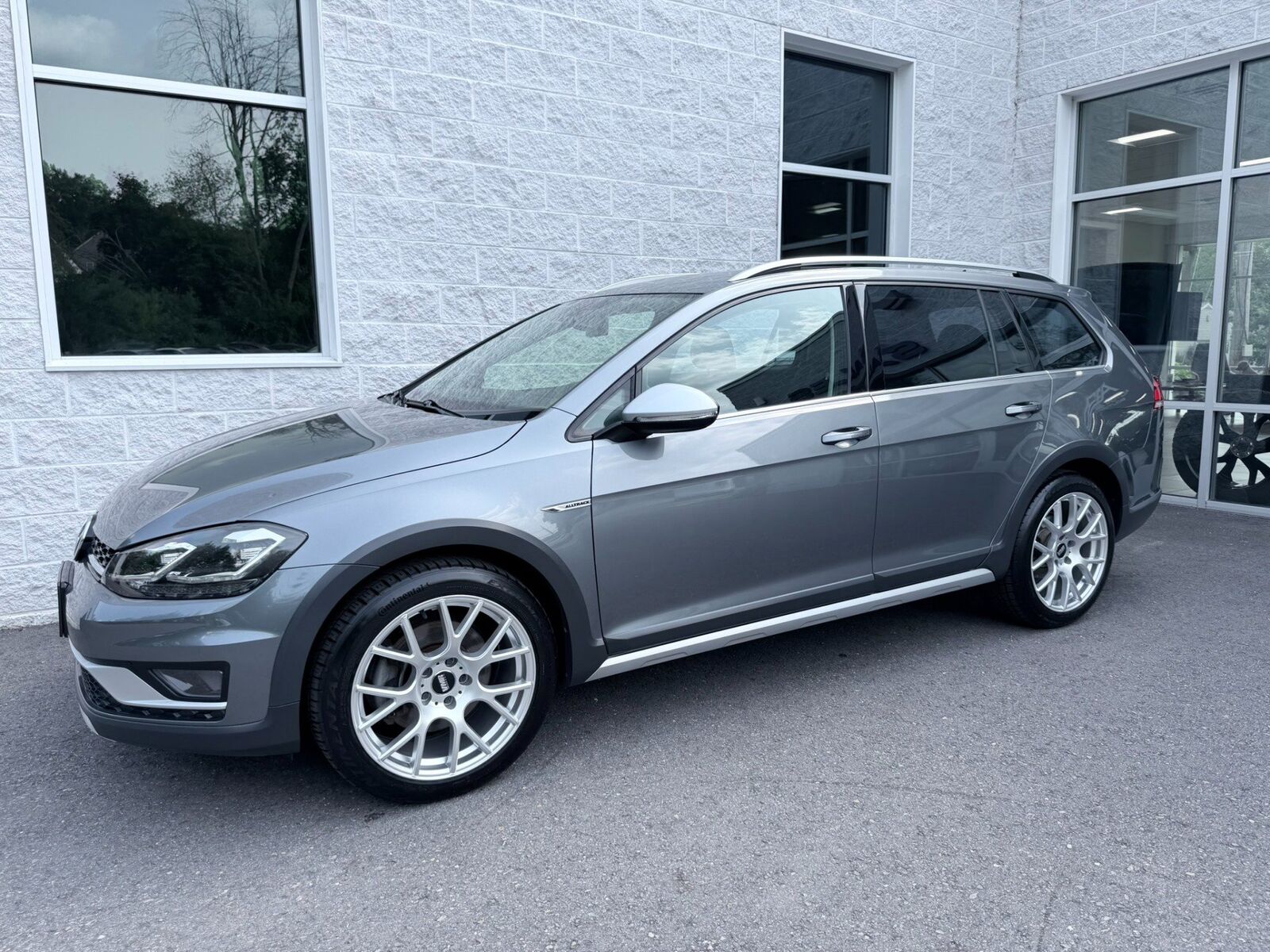2018 VOLKSWAGEN Golf Alltrack
