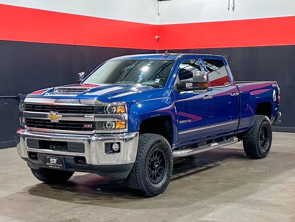 2017 CHEVROLET Silverado