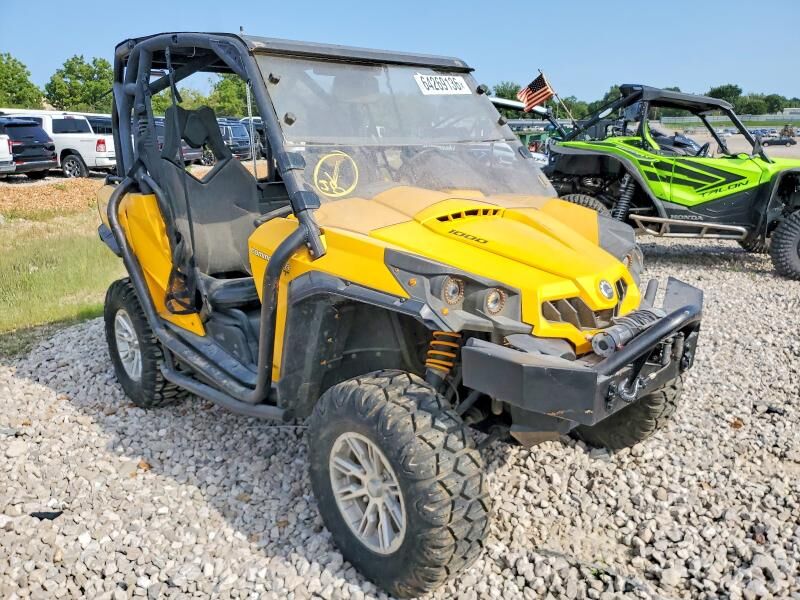 2014 CAN-AM Commander - XT/XT-P/MOS
