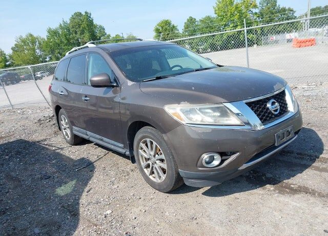 2016 NISSAN Pathfinder