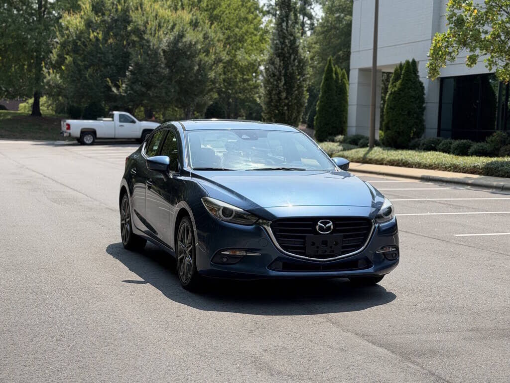 2018 MAZDA Mazda3