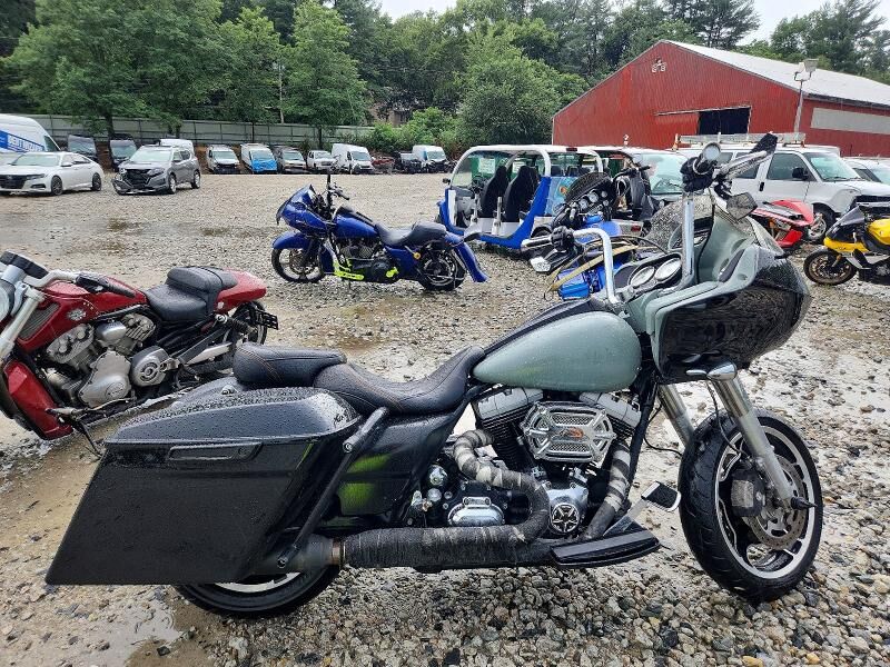 2011 HARLEY DAVIDSON Road Glide Custom